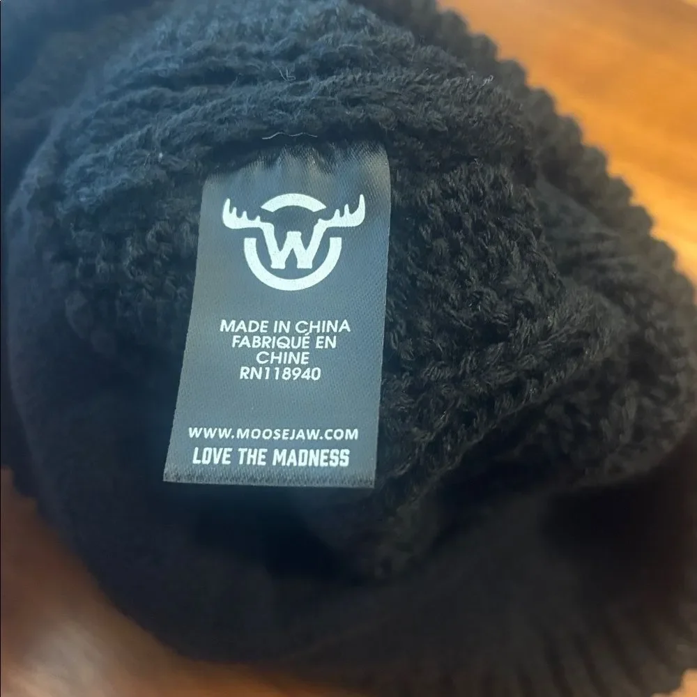 NWT New Moosejaw Black Bells Whistles Pom Beanie Hat One Size